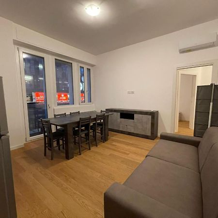 Farolfi Apartments Corso Di Porta Vittoria มิลาน ภายนอก รูปภาพ