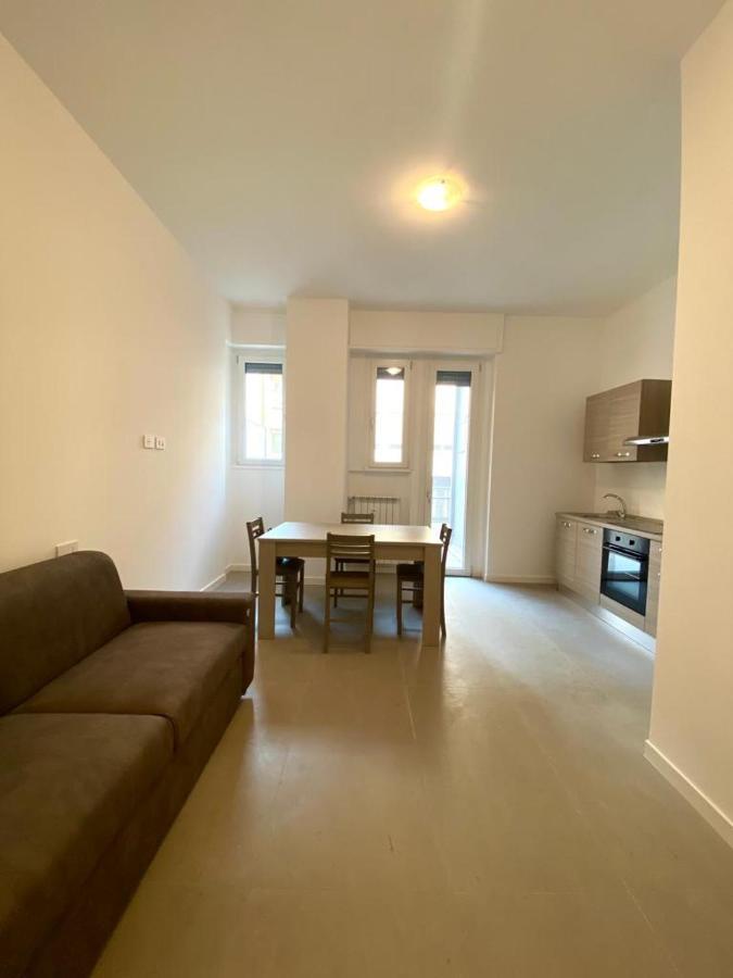 Farolfi Apartments Corso Di Porta Vittoria มิลาน ภายนอก รูปภาพ