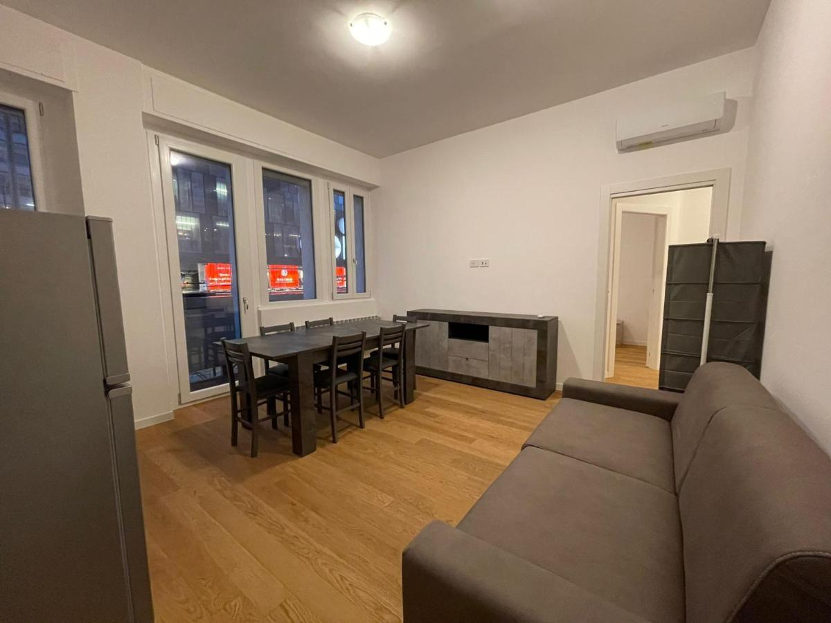 Farolfi Apartments Corso Di Porta Vittoria มิลาน ภายนอก รูปภาพ
