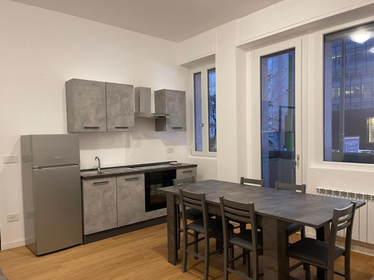 Farolfi Apartments Corso Di Porta Vittoria มิลาน ภายนอก รูปภาพ